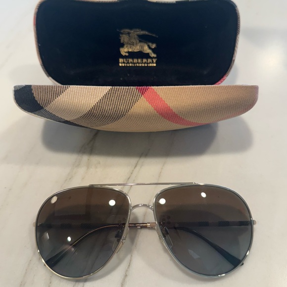 Burberry Women’s Aviator Sunglasses - Picture 1 of 8